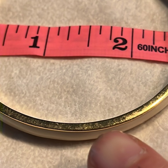 Kate Spade Take a Bow Bangle Bracelet in Cream - Picture 8 of 9